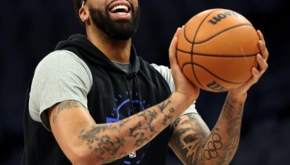 打完独行侠最后一战？浓眉无需手术但仍将缺席6周